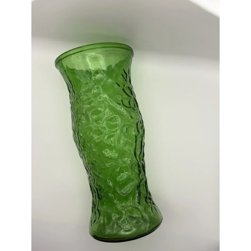Vintage Art Glass Vase Green Lido Crinkle Tall Textured MCM 9.5